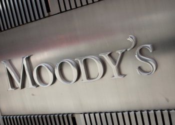 Mejoran la nota de Argentina: alivio por el ajuste y bajas chances de default