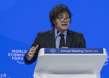 Milei almorzó con empresarios: las definiciones sobre tasa, cepo y el mapa de inversión