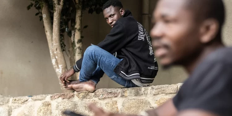 Indignación en el Gobierno de Azcón con el Ministerio de Elma Saiz: «Ponen en riesgo la atención con garantías de los inmigrantes»