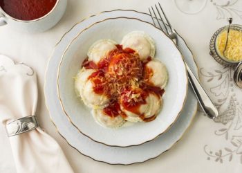 No fue en Italia: el histórico restaurante de Mar del Plata que inventó los sorrentinos