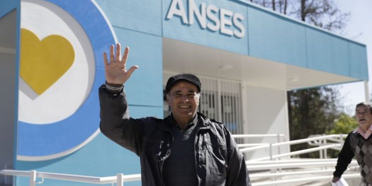 Oficializaron el aumento para las jubilaciones de febrero: cuánto cobro