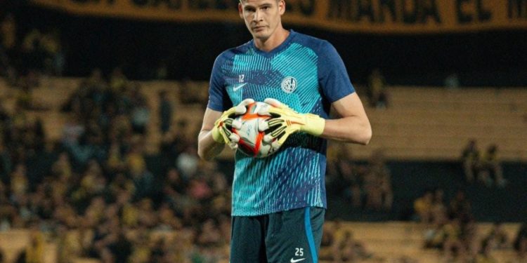 Orlando Gill: “Me gustaría compartir plantel con Keylor Navas”