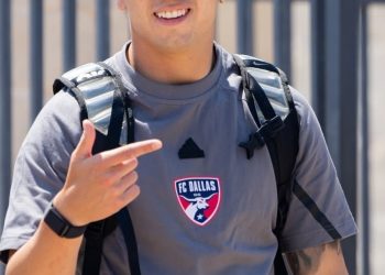 Otro refuerzo confirmado: Alan Velasco ya es jugador de Boca