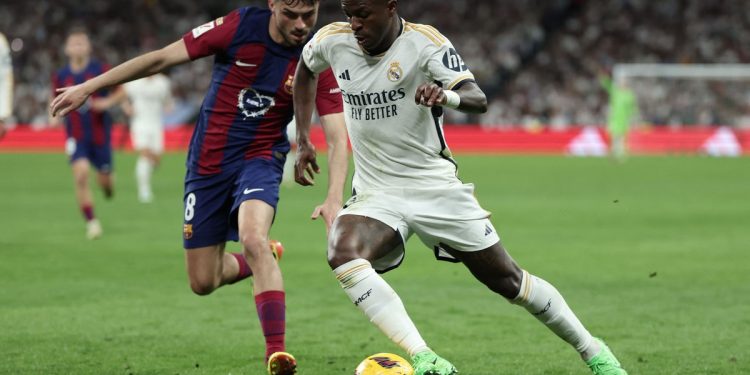 Partidos de hoy, domingo 12 de enero: horario y cómo ver fútbol en vivo