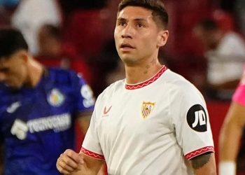 Pese a la negociación abierta con River, Montiel fue citado otra vez en Sevilla
