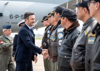 ¿Sólo una resolución administrativa?