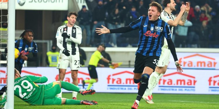 Retegui cannoniere: la metió ante la Juventus