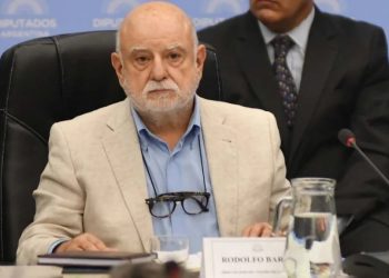 Sale con fritas: La Casa Rosada planea destituir al procurador general del Tesoro, Rodolfo Barra, en medio de crecientes tensiones. Milei en silencio