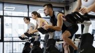 Bicicleta fija: un estudio reveló cuántos minutos de este ejercicio equivalen a un entrenamiento intenso