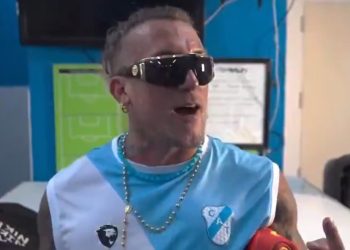 Temperley presentó Polaco: ¿solo para cantar?