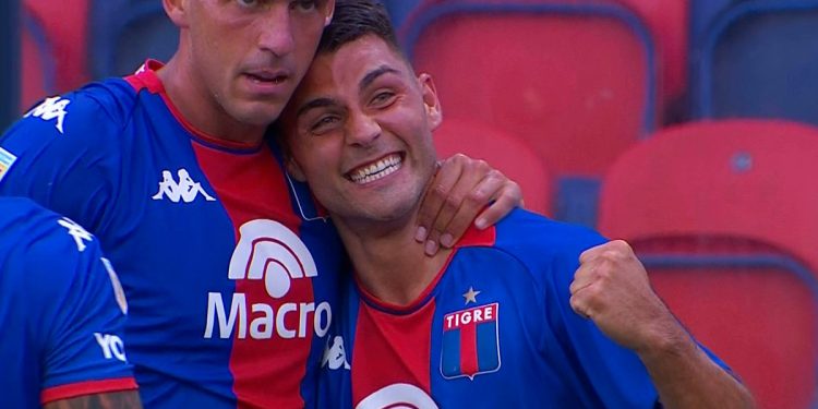 Tremendo: Nacho Russo metió doblete para Tigre antes de los nueve minutos