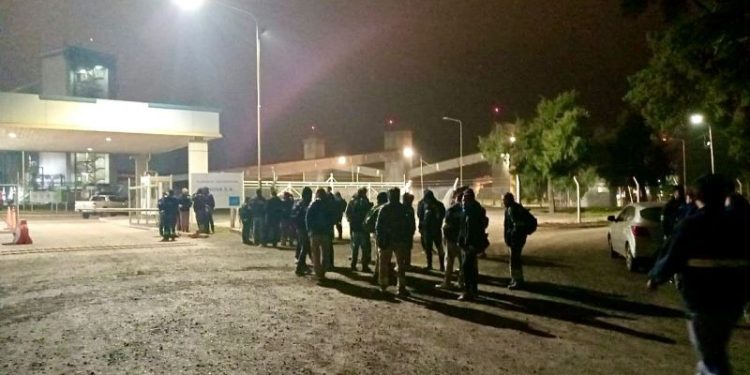 Un importante sindicato amenaza con un paro nacional por despidos y falta de pago de acuerdos paritarios