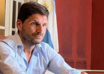 Un “tapado” se une a Pullaro para disputar el voto peronista en Santa Fe