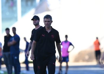 Vaccari, de “Cabral es un distinto” a “nos faltan dos jugadores más”