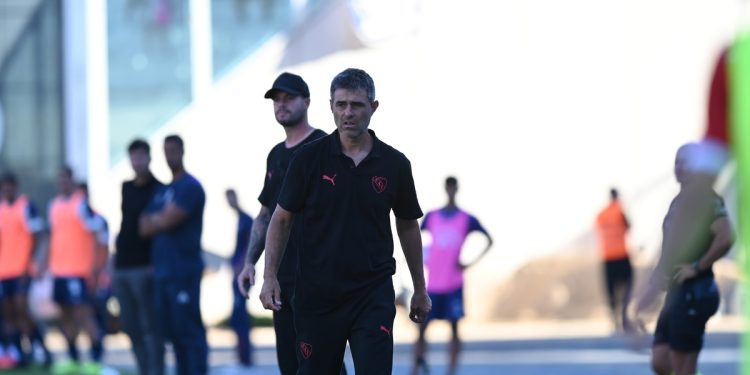 Vaccari, de “Cabral es un distinto” a “nos faltan dos jugadores más”