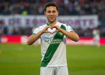 Vaccari insiste por un extremo: los apuntados por Independiente