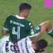 Video: le pegaron un codazo a Calleri en el piso