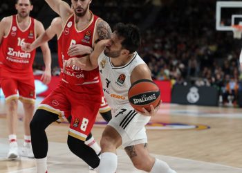 Vildoza le ganó el duelo de argentinos a Campazzo en la Euroliga