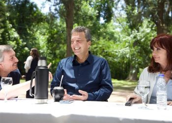 Encuesta con info económica que dejaría al kirchnerismo rezagado en la carrera electoral 2025