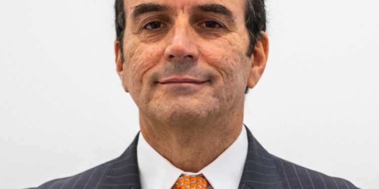 Quien es el abogado Manuel Garcia Mansilla que llega a la Corte Suprema por decreto