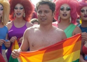 Marcha Federal LGTBIQ+ en apoyo a absurda agenda 2030: críticas al gobierno de Milei y exclusiva presencia opositora