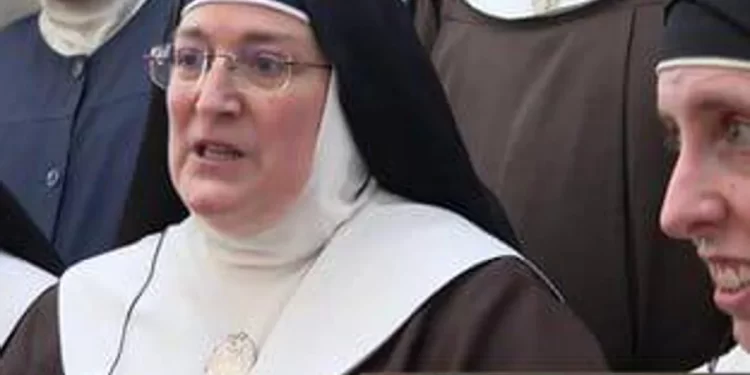 Investigan a la exabadesa del monasterio de Belorado (Burgos) por vender 1,7 kilos de oro por 130.000 euros