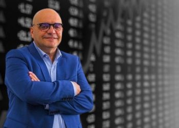 Adiós dólar blue: esta es la nueva inversión que recomienda el Gurú del Blue con la divisa “planchada”