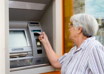 Cambian los cajeros automáticos: estos son los montos máximos para extraer de los principales bancos