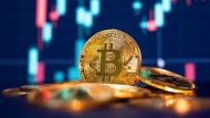 Las razones del derrumbe de Bitcoin que lastró al ecosistema cripto: ¿es una oportunidad?