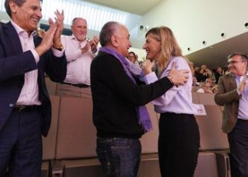 CCOO y UGT rechazan la propuesta de extender a 72 años la jubilación forzosa de los funcionarios