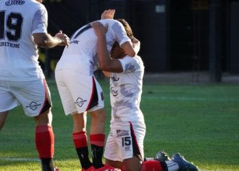 Con el debut de Vecchio, Defensores empató 1 a 1 ante Agropecuario