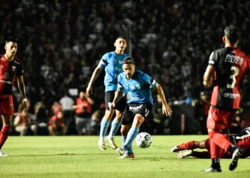 Con la vuelta de Gigliotti, Colón no pasó del cero ante Temperley