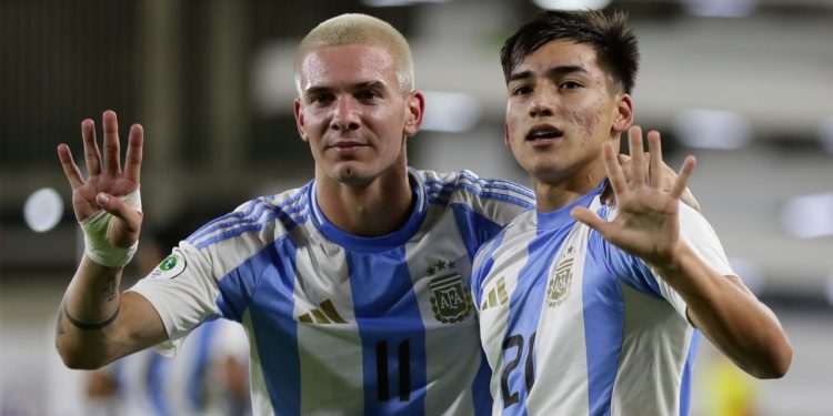 De River a River, la dedicatoria especial de Subiabre y Mastantuono en la clasificación de la Selección al Mundial Sub 20