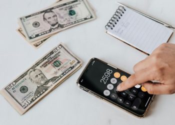 Dólar blue: así cerró su cotización HOY viernes 7 de febrero