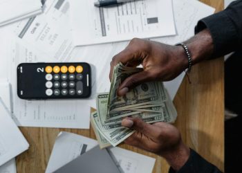 Dólar oficial: así cerró su cotización HOY jueves 27 de febrero