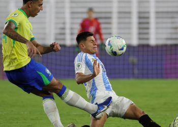 El Diablito Echeverri: del torneo consagratorio a la preocupación por su lesión