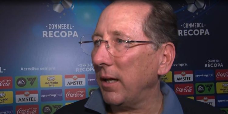 El dueño de Botafogo se fue antes del palco, regaló la medalla del segundo puesto y le bajó el precio a la Recopa Sudamericana