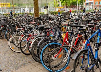 Populismo en San Luis: El Gobierno entrega bicicletas gratis a un grupo de personas: ¿cuáles son los requisitos?