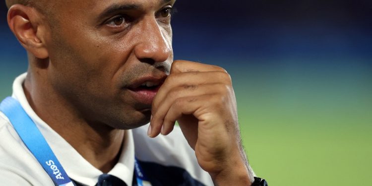 El palito de Thierry Henry para el Manchester City por haber dejado ir a Julián Álvarez