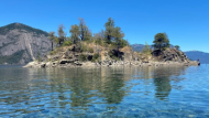 "La Islita": un lugar soñado de la Patagonia que combina montaña, lago y bosque