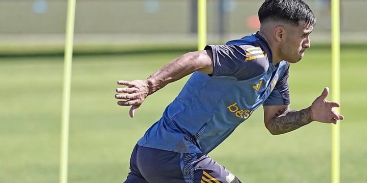 El refuerzo que sumó Gago a un mediocampo con mal de ausencias