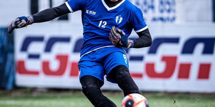 En pleno proceso legal por denuncia por abuso sexual, Sebastián Sosa volvió a atajar en el fútbol uruguayo tras 14 años