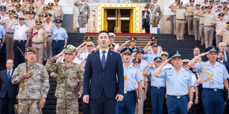 Fuerzas Armadas aumento de 5%: cuánto cobran el Ejército, la Marina y la Fuerza Aérea el mes que viene