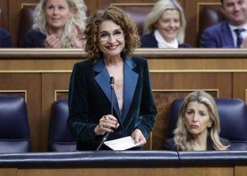 Hacienda convocará a las CCAA para negociar bilateralmente los detalles de la quita