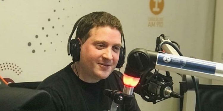 Jonatan Viale: “Me faltó firmeza para mandarlo a la mierda a Santiago Caputo”