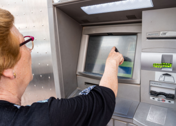 Jubilados y pensionados: el Gobierno confirmó desde qué día de marzo cobrarán el nuevo aumento