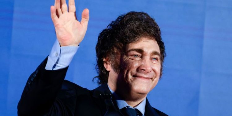 La jugada de La Libertad Avanza para ganar en la Ciudad no incluye al PRO pero lo quiere cerca