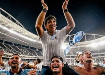 La leyenda Costas en Racing: los hitos del campeón de la Recopa, su construcción de equipo y las marcas históricas