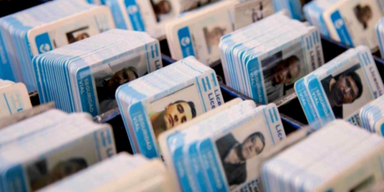 La licencia de conducir cambia para siempre: el nuevo requisito que debes cumplir sí o sí