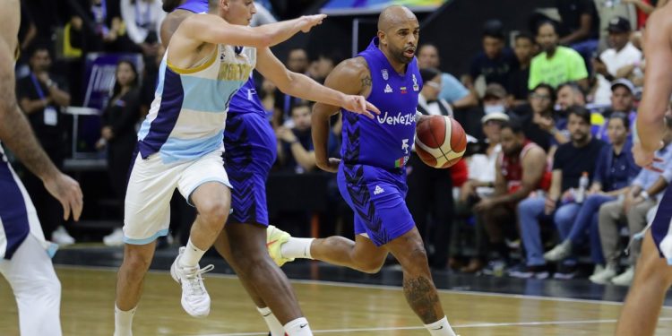 La Selección perdió en Venezuela y aún no se clasificó a la Americup